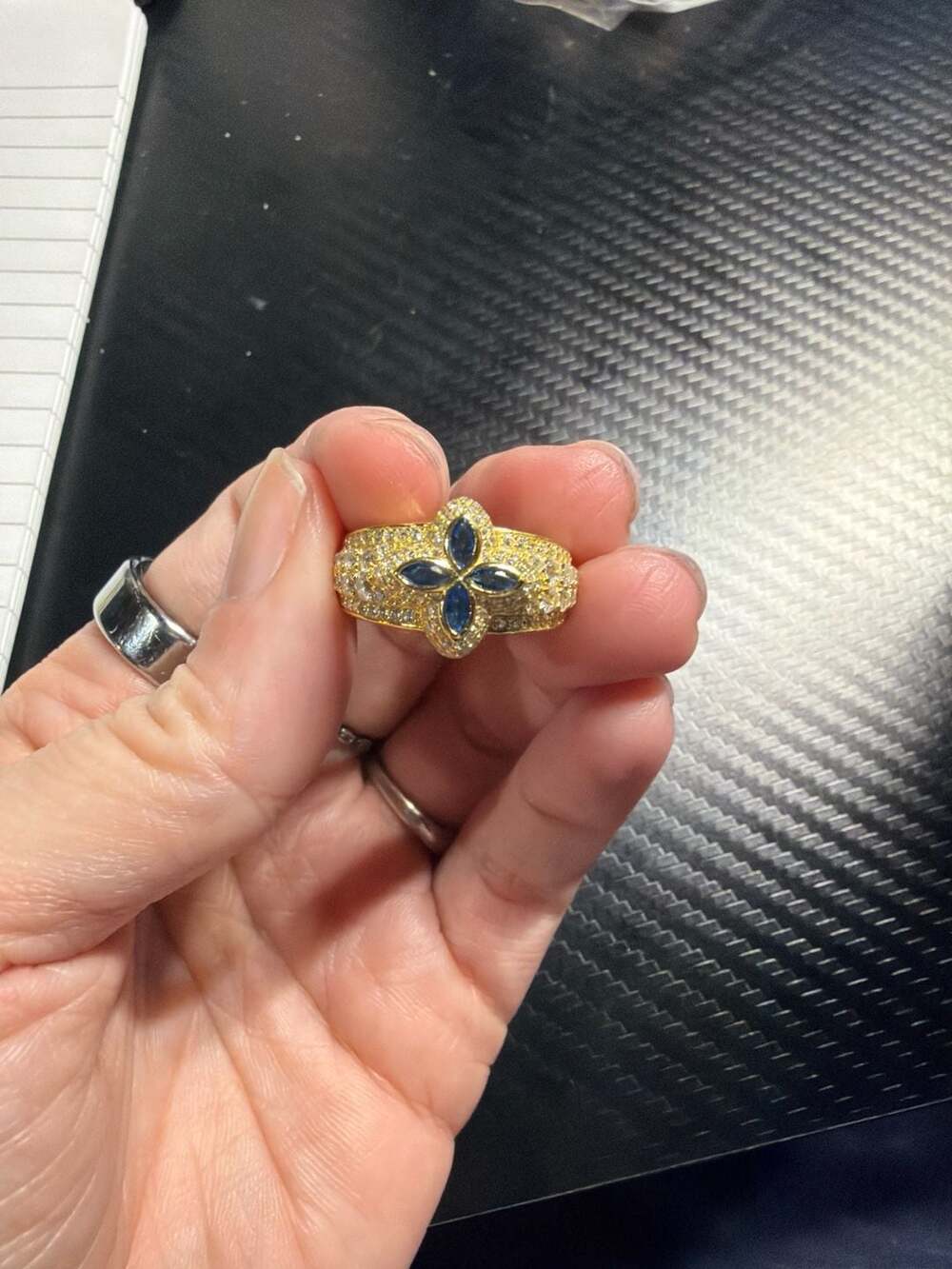 Moissanite Sterling Silver Gold Plated Blue Sapphire Ring. size 7 - Picture 2 of 4